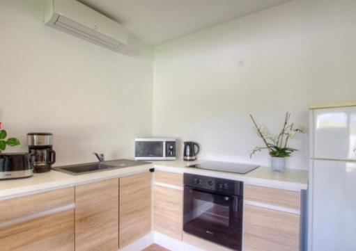 Appartement Tranquille En Bas De Villa Afa Экстерьер фото
